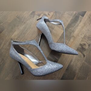 Nine West | Blonsky Sparkling Silver T-Strap Heels | 8